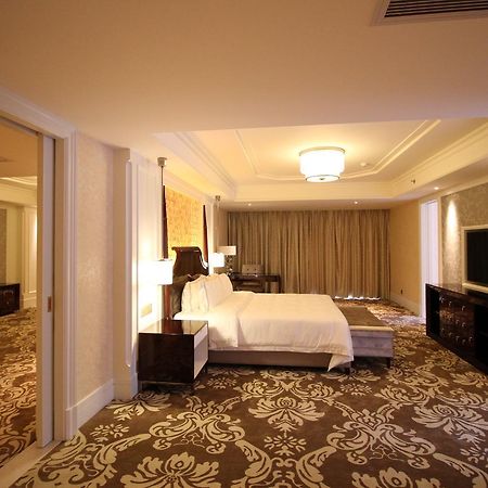 Lake Piedmont International Hotel Гуанчжоу Екстер'єр фото