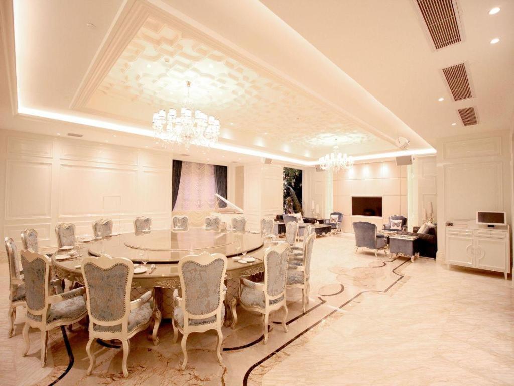 Lake Piedmont International Hotel Гуанчжоу Екстер'єр фото