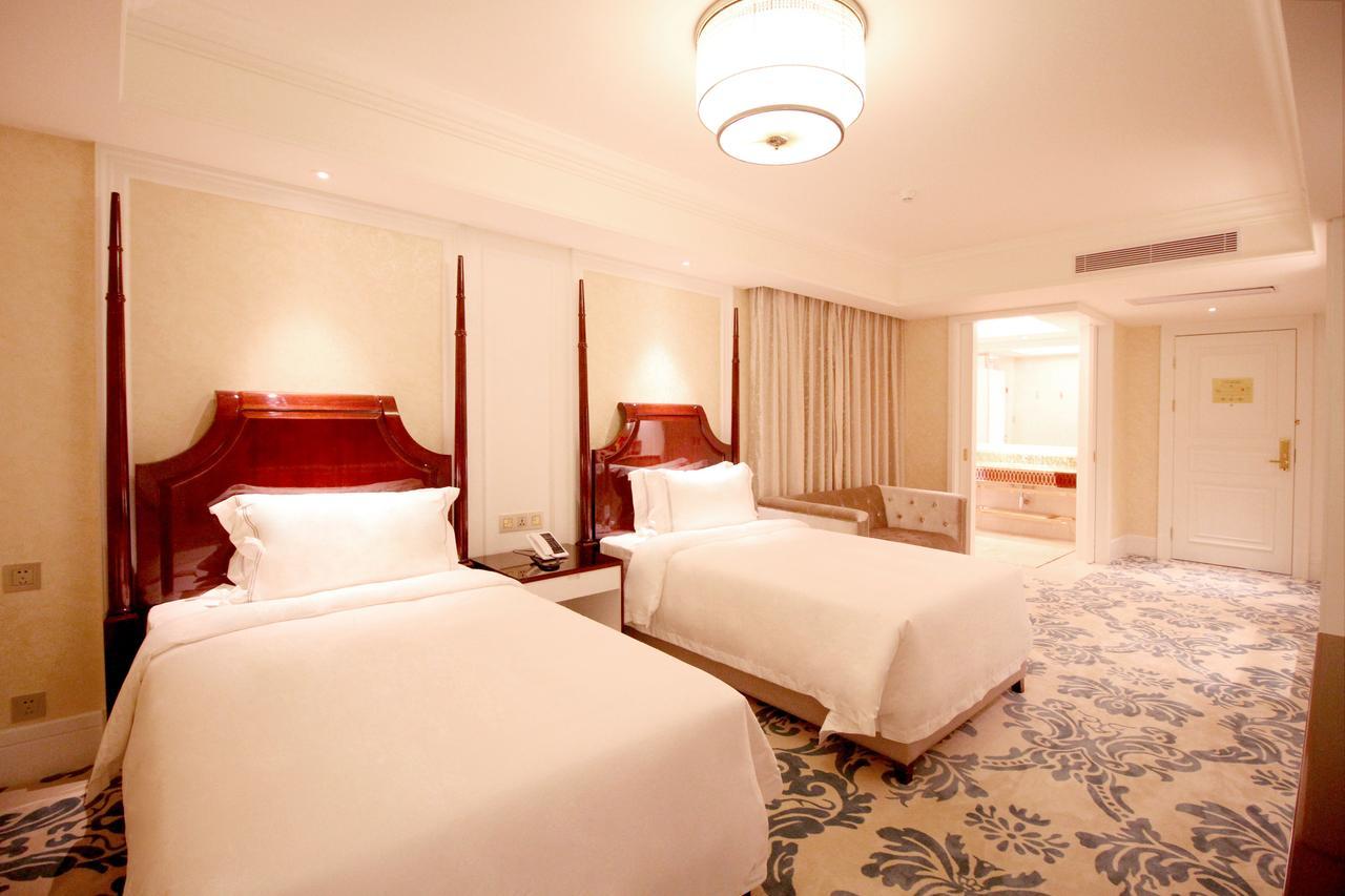 Lake Piedmont International Hotel Гуанчжоу Екстер'єр фото