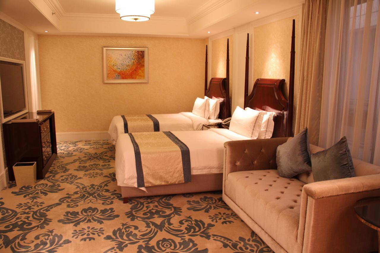 Lake Piedmont International Hotel Гуанчжоу Екстер'єр фото