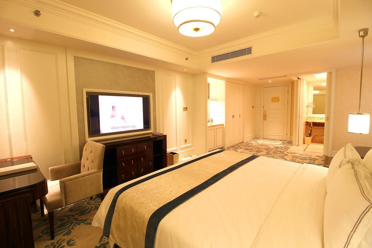 Lake Piedmont International Hotel Гуанчжоу Екстер'єр фото